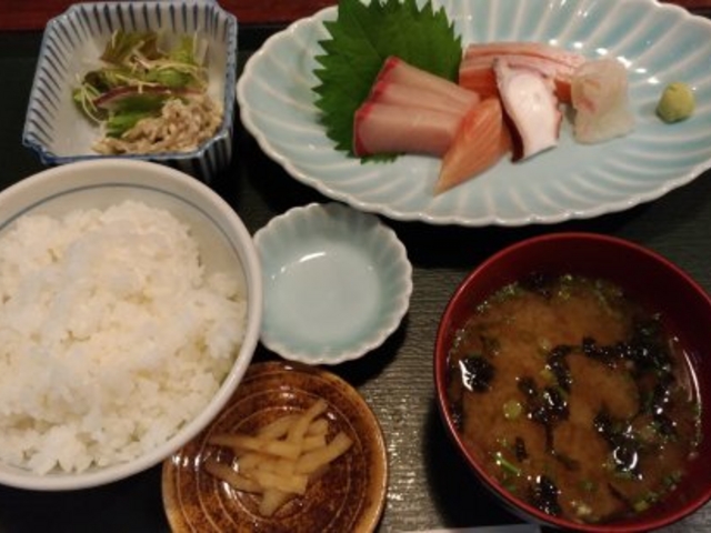 近江町食堂_近江町食堂