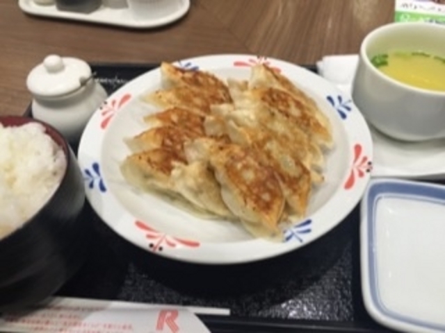 ミニ餃子12個です。_リンガーハット 西新宿店