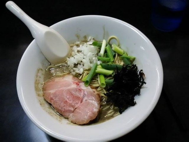 濃厚煮干しラーメン_麺処 晴