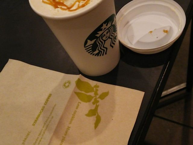 ソース追加_スターバックス コーヒー テラスモール湘南店(Starbucks Coffee)