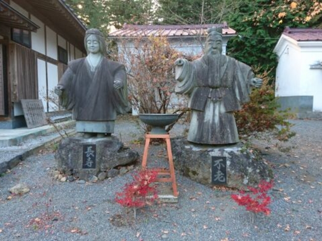 不老・長寿の石像_冨士御室浅間神社