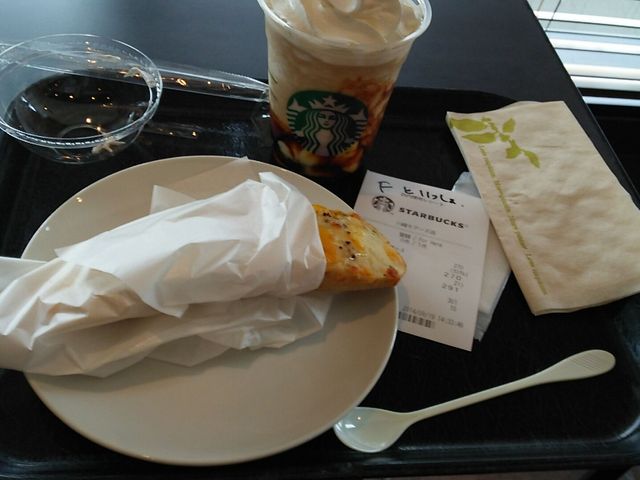 フードも美味しい_スターバックス・コーヒー 川崎岡田屋モアーズ