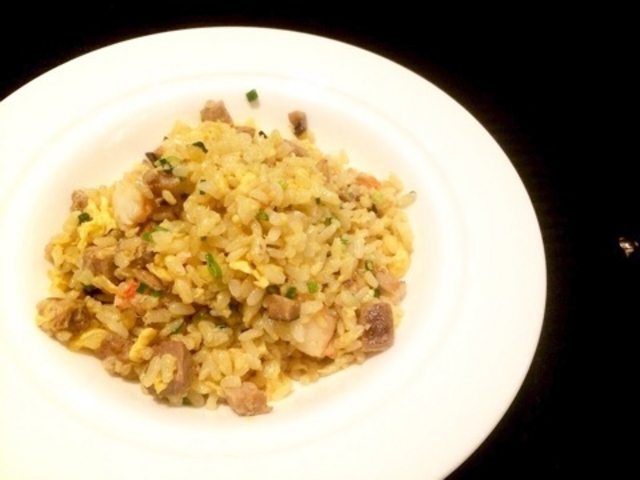 炒飯_スーツァン・レストラン陳