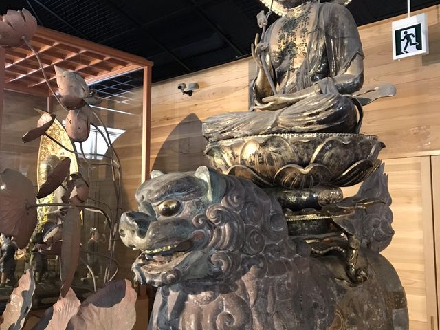 獅子に跨る文珠菩薩像_新宮熊野神社宝物殿