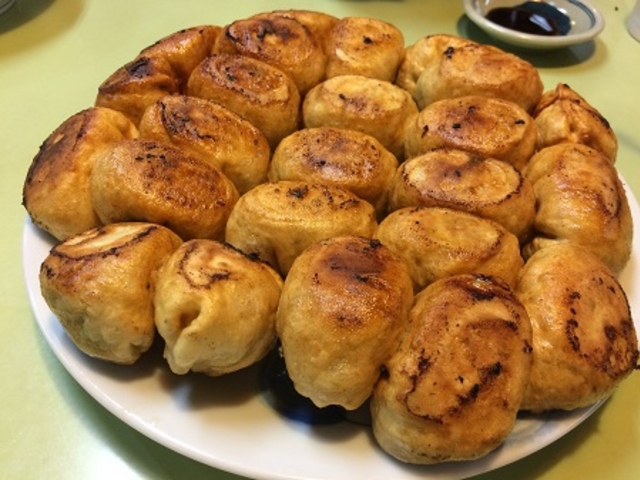 ホワイト餃子_餃子会館