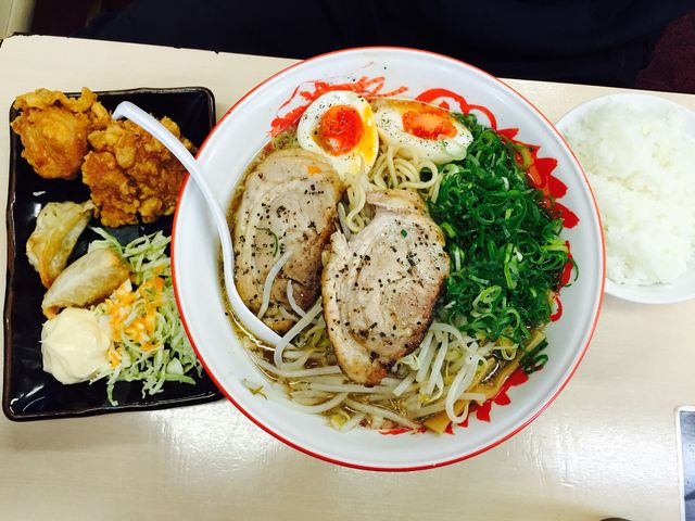 ラーメンとセットで_バリバリ ジョニー