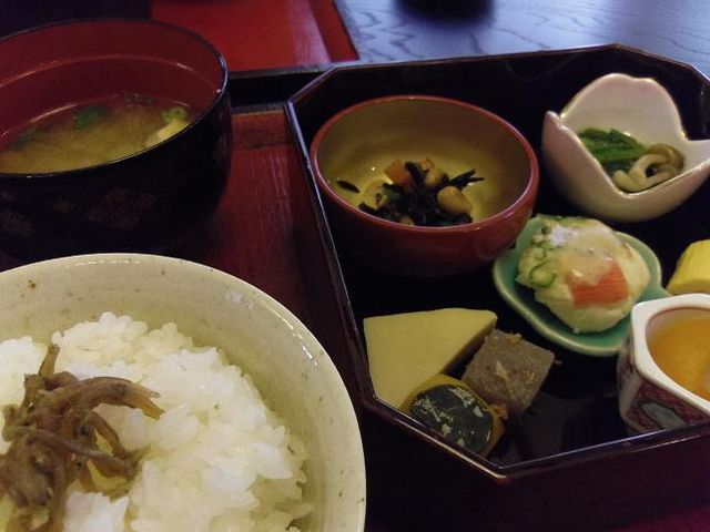 どの料理もそこそこ美味しいです。_和カフェ ひさ松