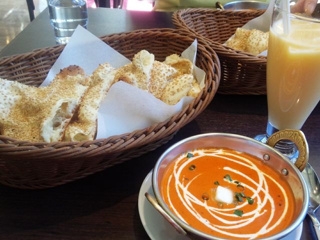 バターチキンカレー_HALAL スパイスカフェ フンザ spice cafe HUNZA