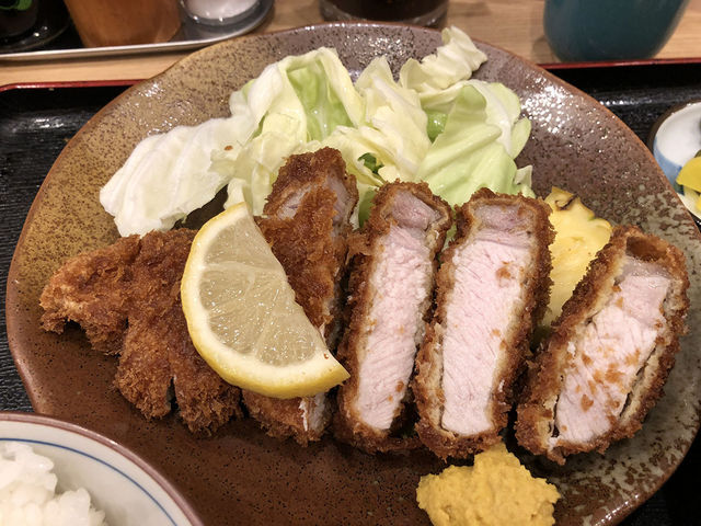 なかなかのカツ
_かつ亭