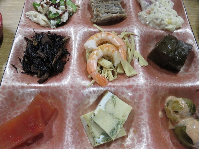 9種類の前菜プレート _満幸商店