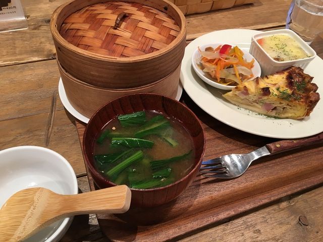 ご飯がメインのキッシュセット_スズデリ SUZUDELI