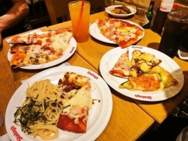 盛りだくさん☆_シェーキーズ 壺川店