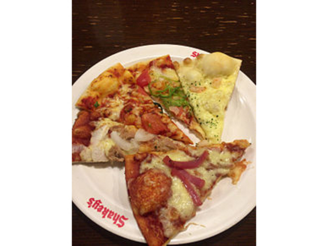 美味しいです!_シェーキーズ プラザハウス店