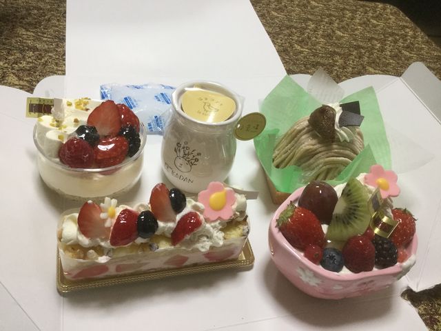 ホワイトデーに主人から自分に器の可愛さと甘く無い甘さにオネダリしました_る・菓壇