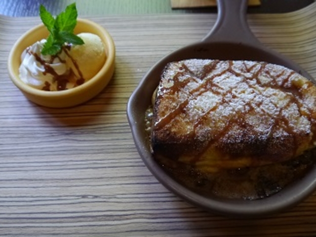 フレンチトーストがおすすめ_cafe L’arlequin