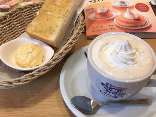写真_コメダ珈琲店 池袋西口店