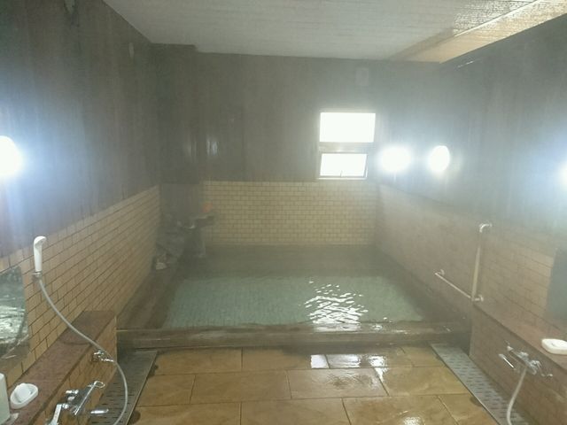 熱い_3つの源泉掛け流し貸切風呂 湯宿温泉 太陽館
