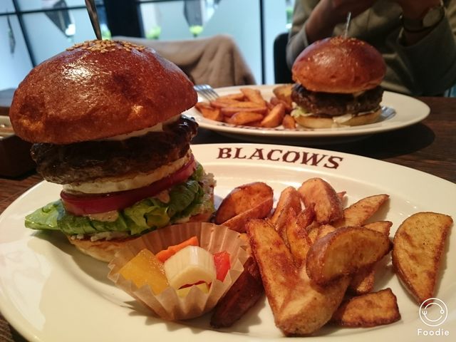 ハンバーガー_BLACOWS(ブラッカウズ)