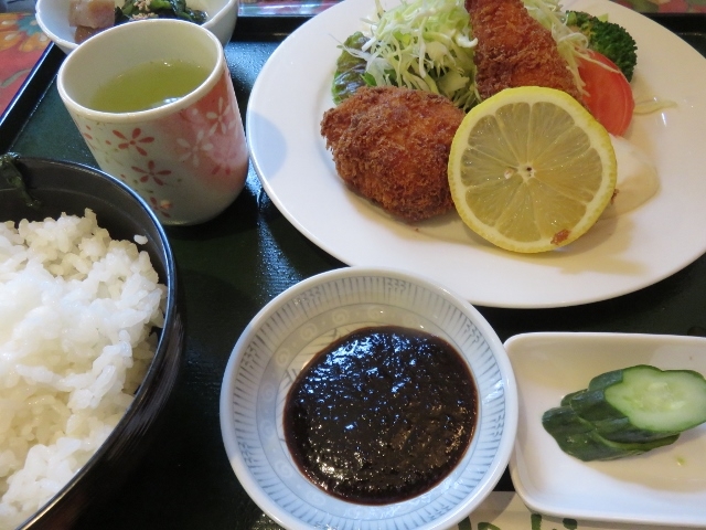 ミックス定食A(エビフライとヒレカツ)_レストラン伊吹