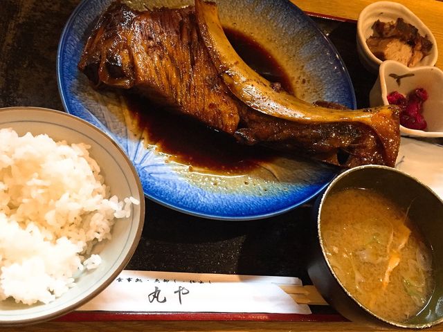 マグロカマ煮付け_丸や