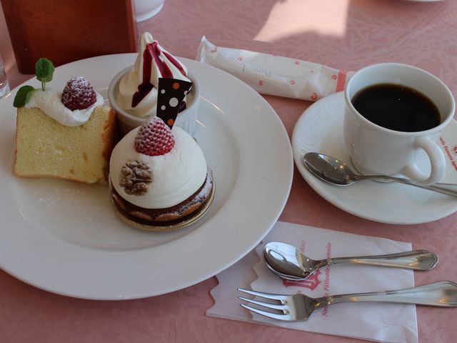 ケーキセット_北菓楼 砂川本店