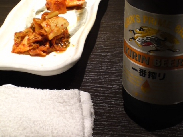キムチは定番?_熟成焼肉 八億円