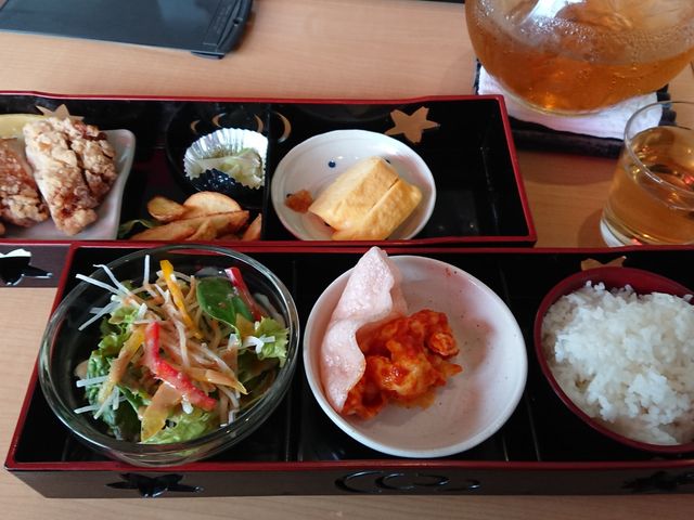 ランチ_アンド・レギュウム