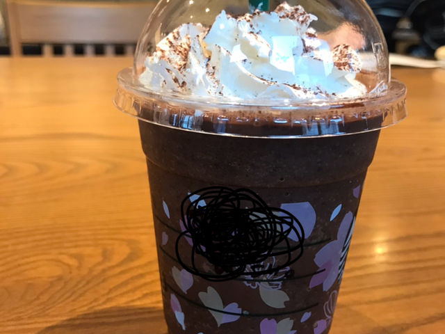 カップのメッセージ隠してあります笑_スターバックス コーヒー 札幌美園店(Starbucks Coffee)