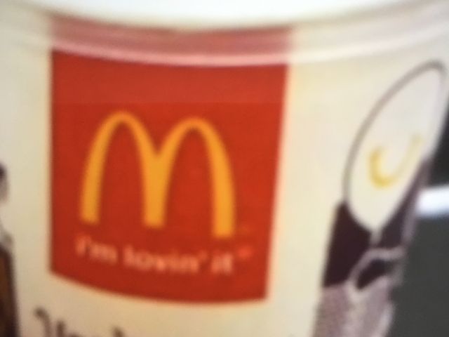 マクド_マクドナルド東三国駅前店