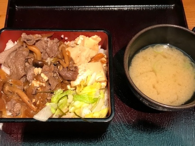 すき焼き重_天空の和食処 星空の中へ