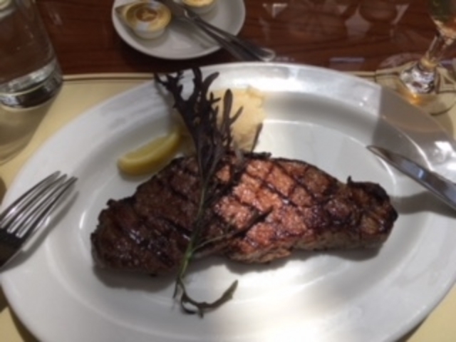 ランチの熟成肉ステーキ_パークサイド・グリル