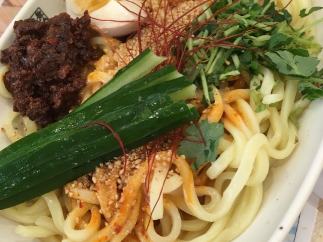 サイドメニューの冷たい担々麺?_くら寿司和歌山花山店
