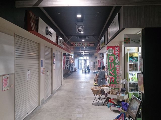 中はまだちょっと寂しい感じです_のうれんプラザ