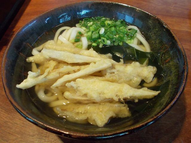 ごぼう天うどん_穏やかうどんのしらかべや本店