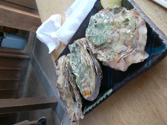 焼き牡蠣_伊勢角屋麦酒 直売店 麦酒蔵