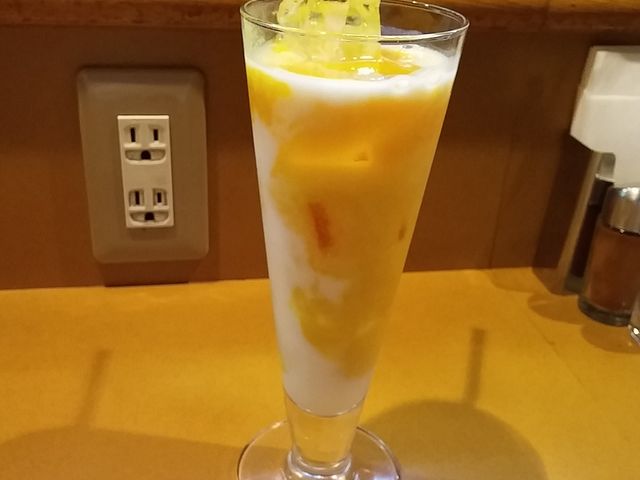マンゴーラッシー_NIRVANA ニルヴァーナ