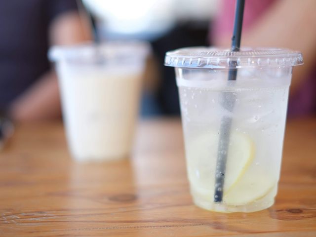 自家製レモンスカッシュと自家製ソイレモネード_SEA DAYS COFFEE