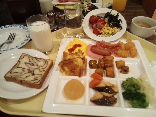 朝食_ラ・ベランダ アパホテル&リゾート東京ベイ幕張