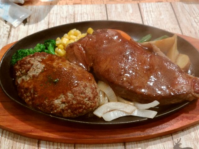 ボリュームすごいです_JACK IN THE STEAK