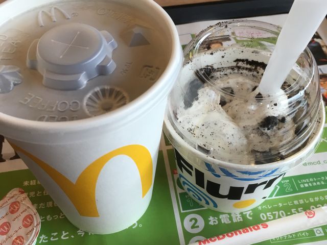 コーヒーとフルーリー_マクドナルド大宮西口店