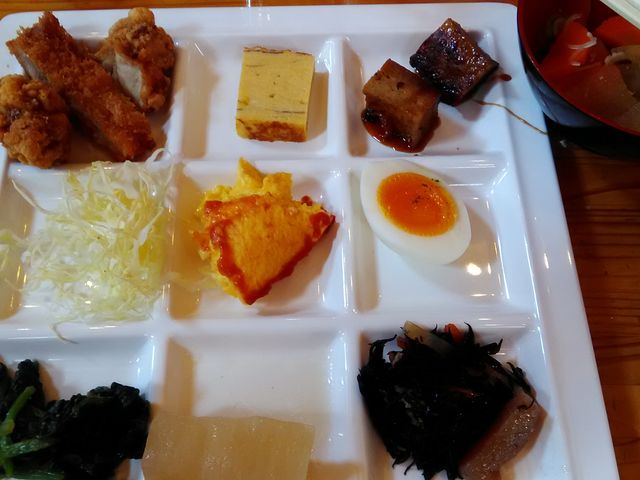 仕切り皿が嬉しい♪_大草原の小さな家