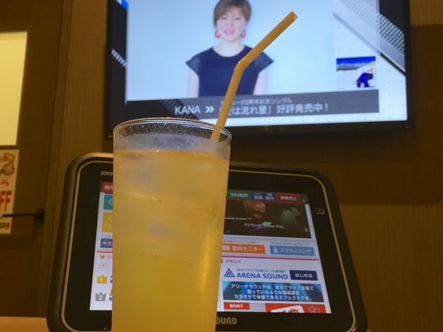 カラオケルーム_カラオケ 歌丸 具志川店