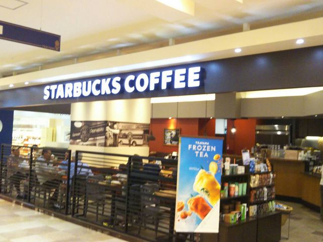 人気のスタバ_スターバックスコーヒー尼崎つかしん店