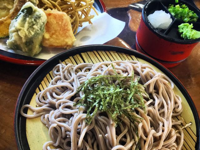 暑い日だったので、天盛りそばを注文!_忠太郎茶屋