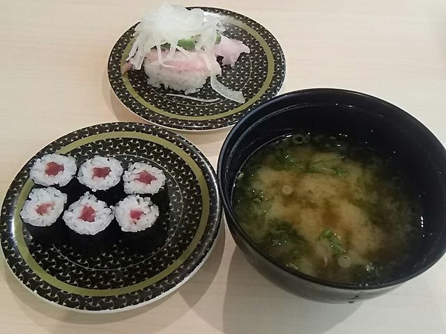 全部、100円。_はま寿司 入間宮寺店