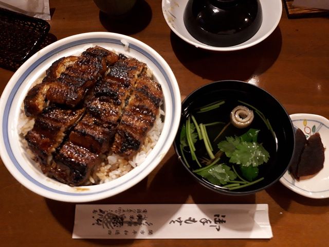 うな丼 普通のご飯大盛り _孫六