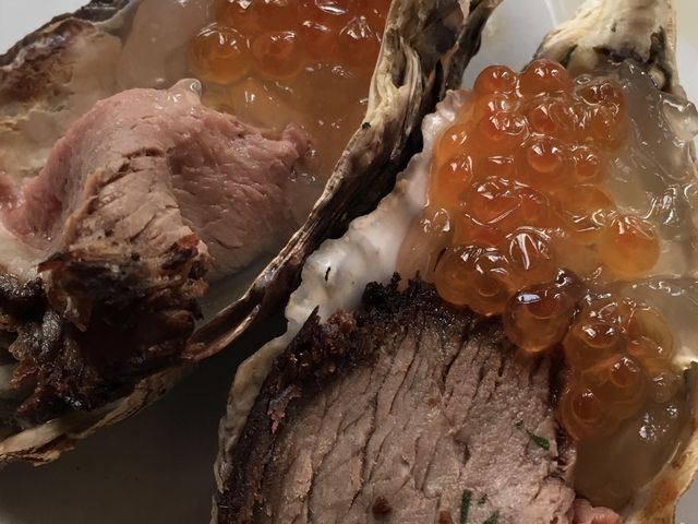 牡蠣+ローストビーフ+イクラ_カフェ ラ・ボエム 麻布十番