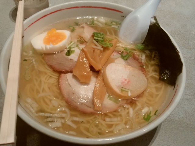塩ラーメン_麺厨房あじさい 函館ベイ美食倶楽部店