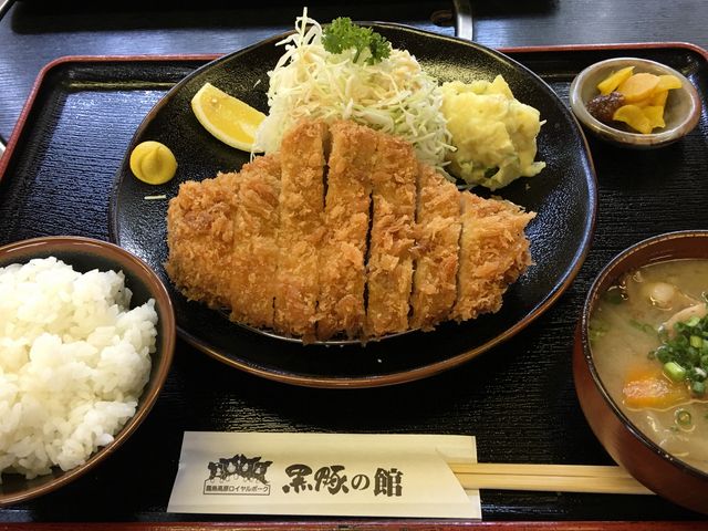 黒豚ロースかつ定食_産直レストラン 黒豚の館