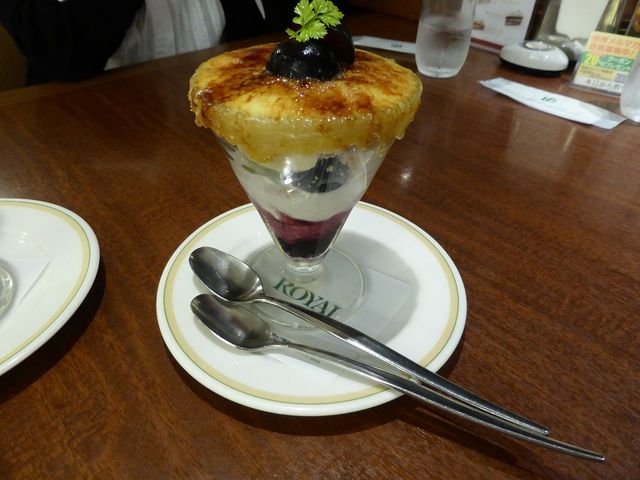 葡萄ブリュレ_ロイヤルホスト 南薬院店